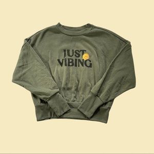 Old Navy Loose Graphic Cropped Sweatshirt